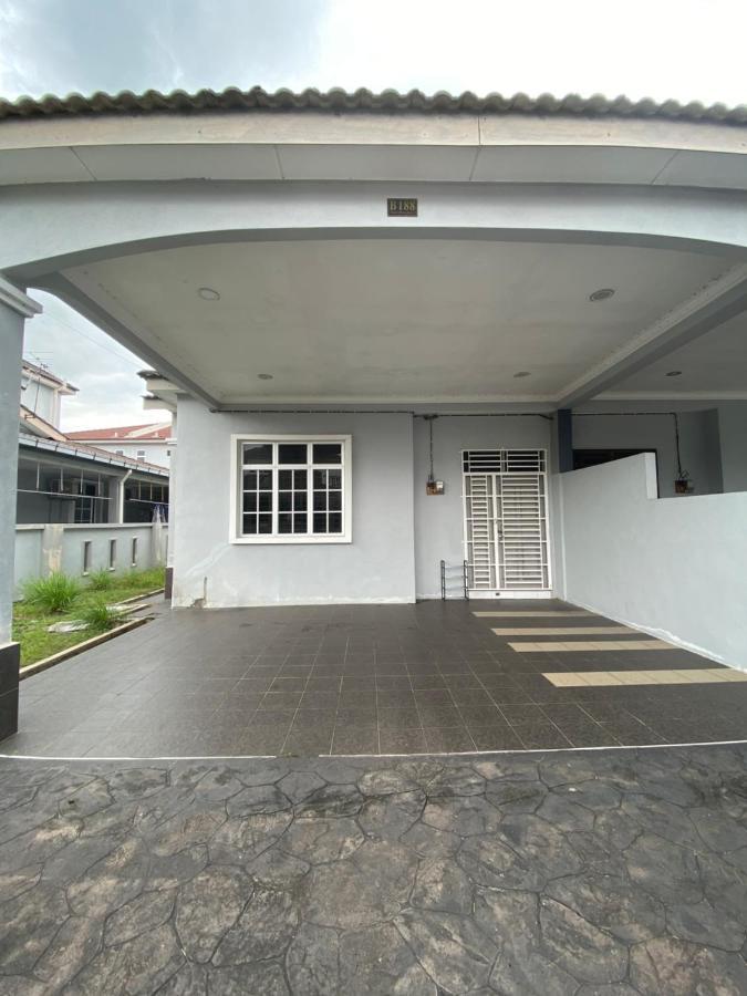Desyafiq Homestay Kuala Kedah Dış mekan fotoğraf